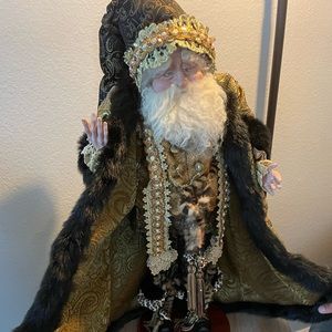 Mark Roberts collection Santa